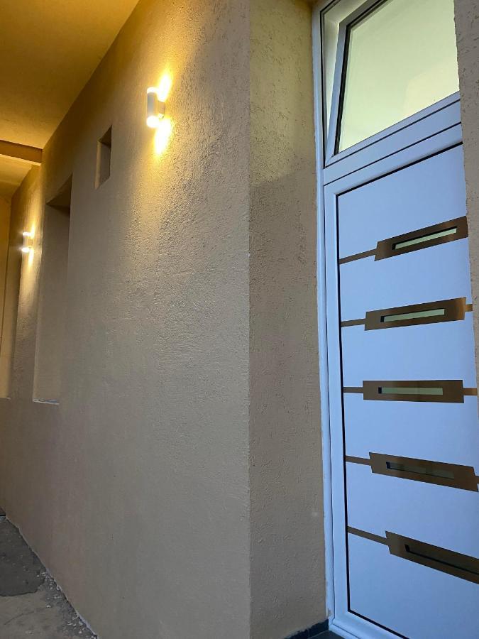 Apartment Nora Belgrad Exterior foto