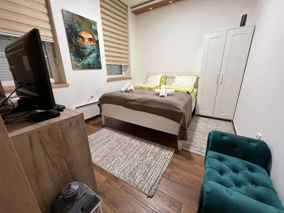 Apartment Nora Belgrad Exterior foto